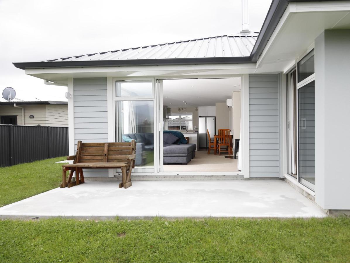 Fiordland Getaway - Te Anau Holiday Home Eksteriør billede