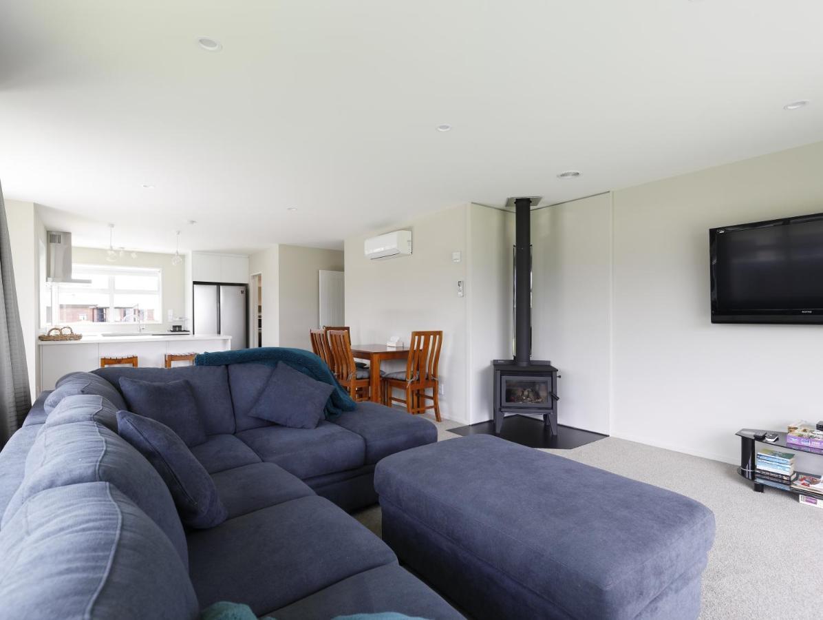 Fiordland Getaway - Te Anau Holiday Home Eksteriør billede